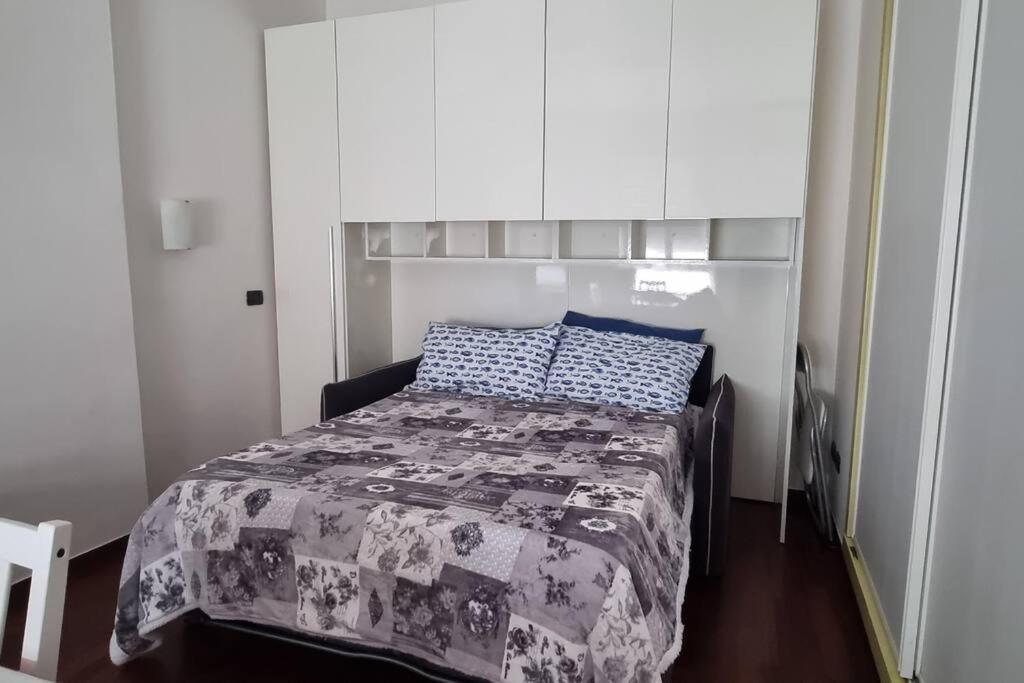 Monolocale Metro M3 Affori Apartamento Milão Exterior foto